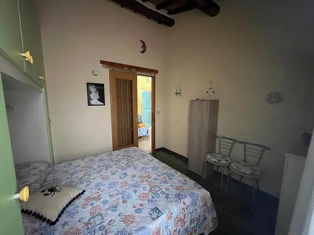 Casina Mery Silvia Rio Marina 0*,