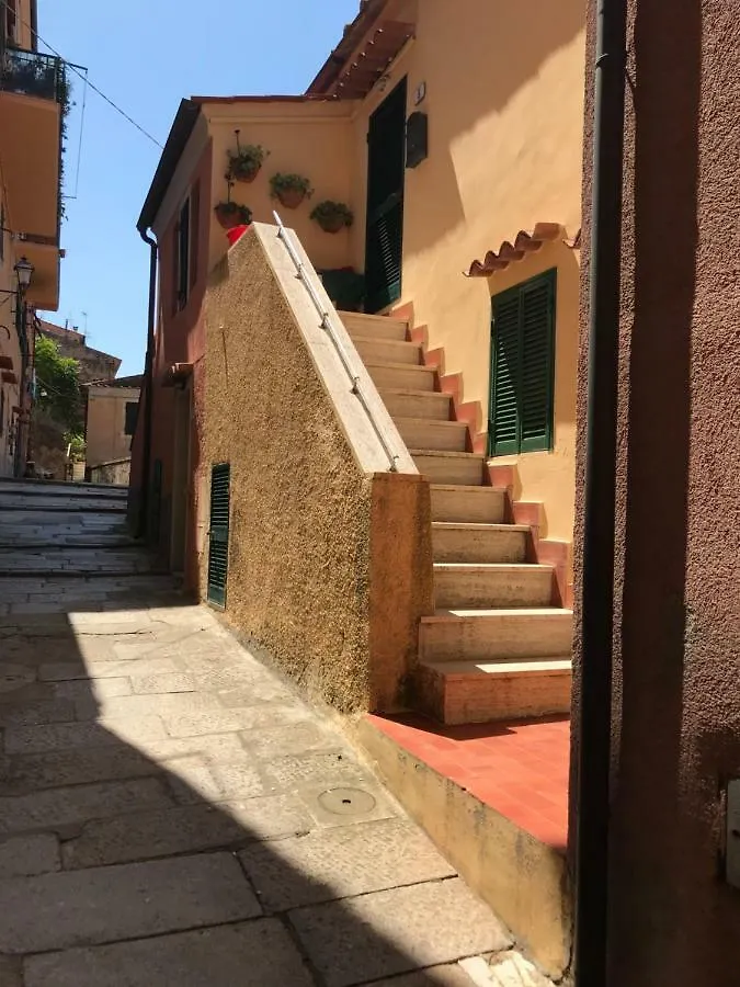 Casina Mery Silvia Rio Marina Italia
